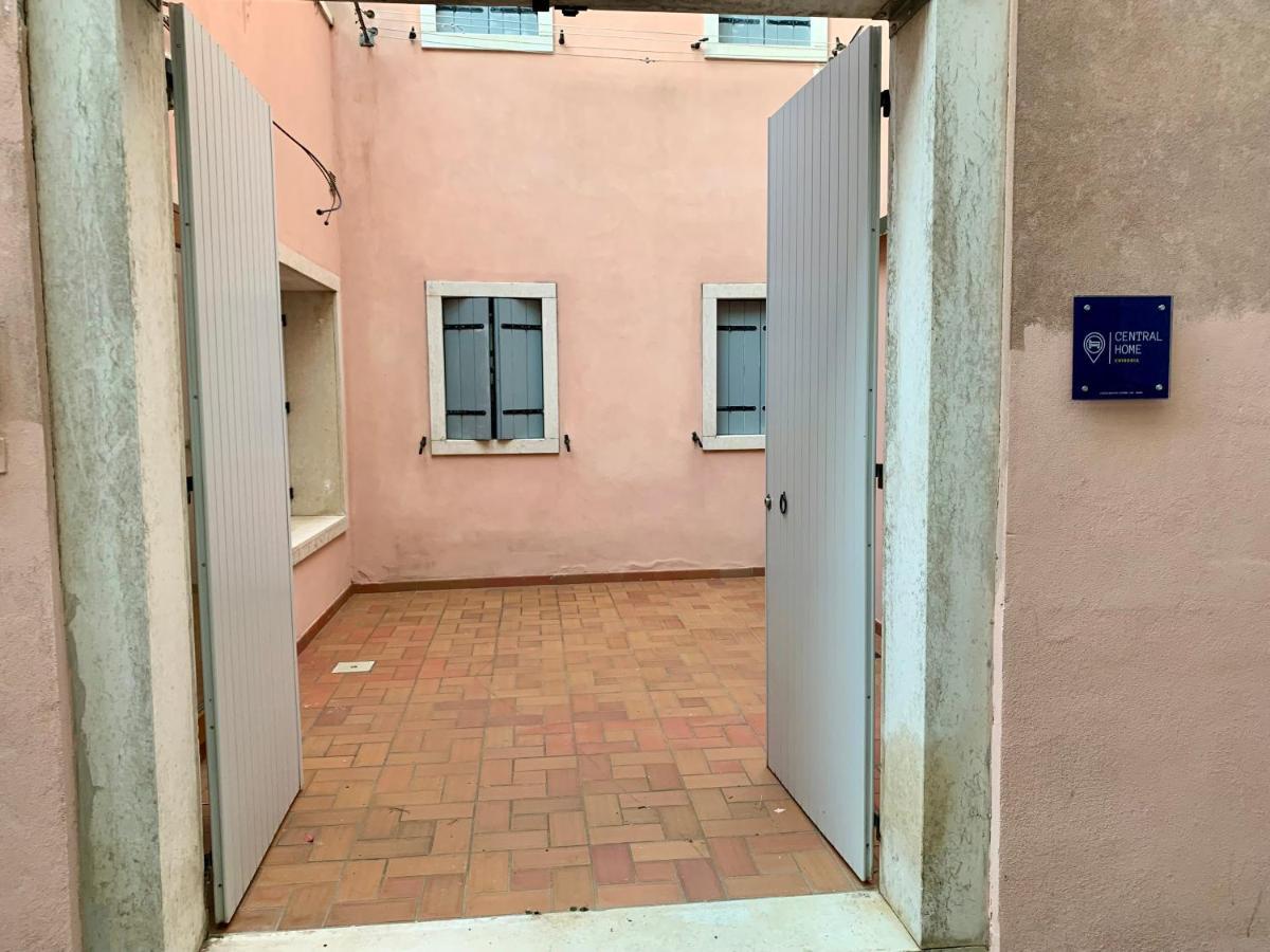 Central Home Chioggia In The Historic Center Esterno foto